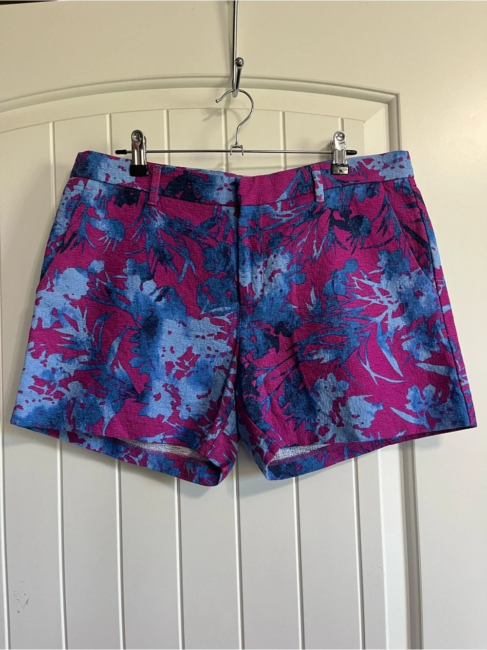 Banana Republic Textured Painted Floral Shorts Size 8 Cotton Preppy Classic